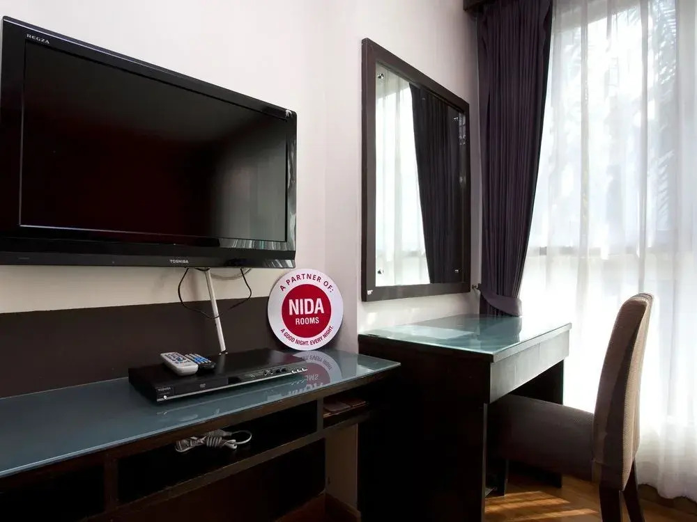 Boss Suites Nana Hotel