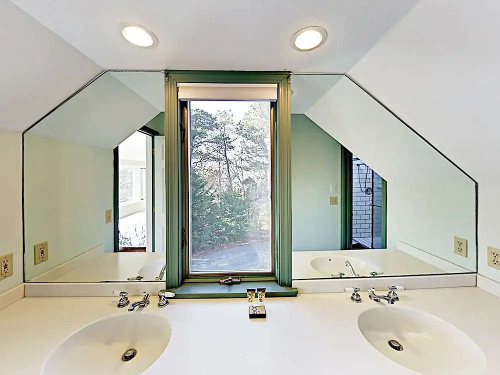 56 Stepping Stone - 5 Br Home