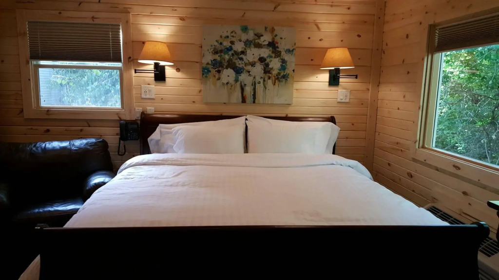 Brook Pointe Resort