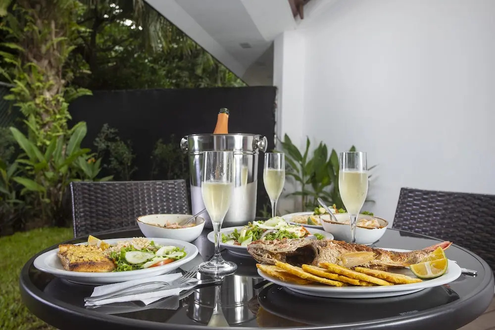 Pumilio Mountain & Ocean Hotel