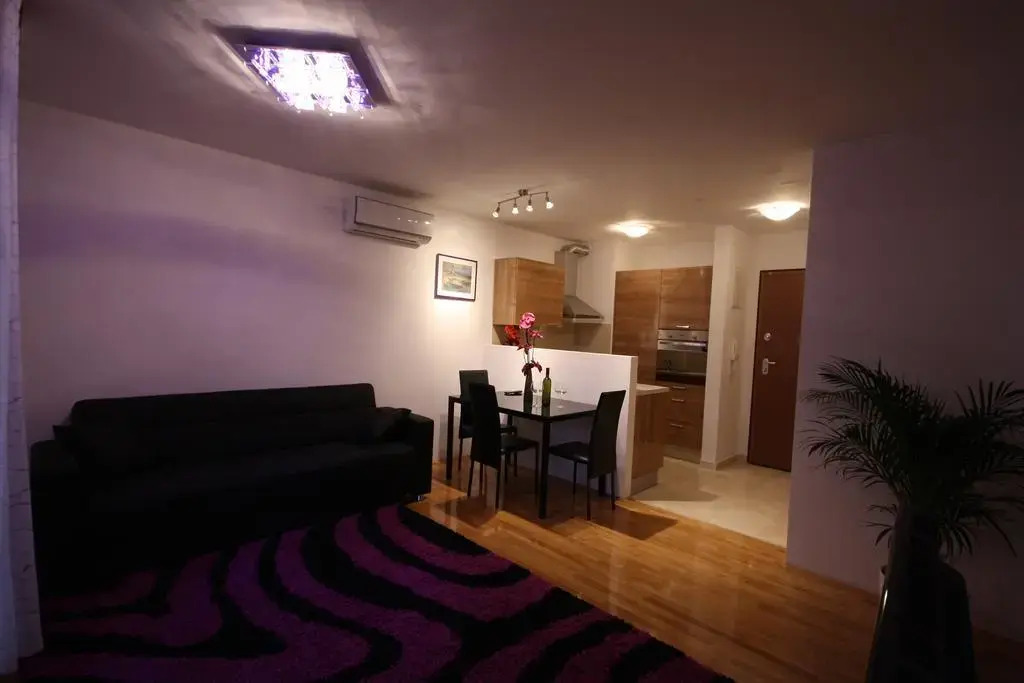 Apartments Maja