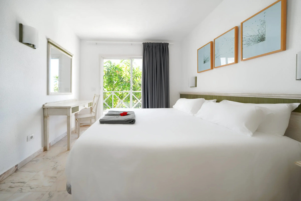 Vista Bonita - Gay and Lesbian Only Resort