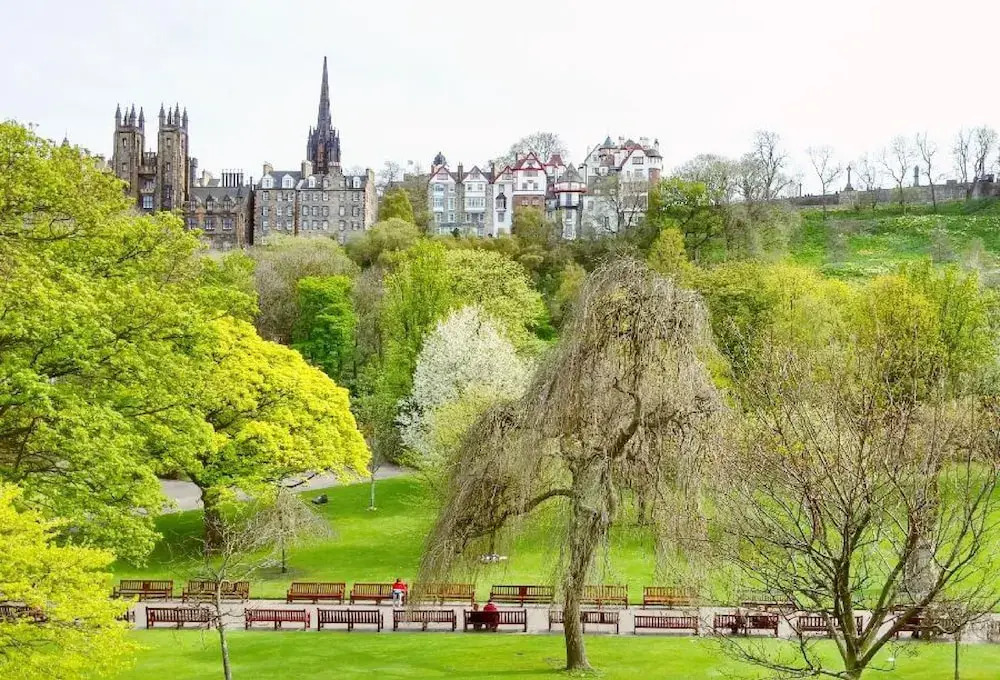 Grand Edinburgh Castlehill Apartment