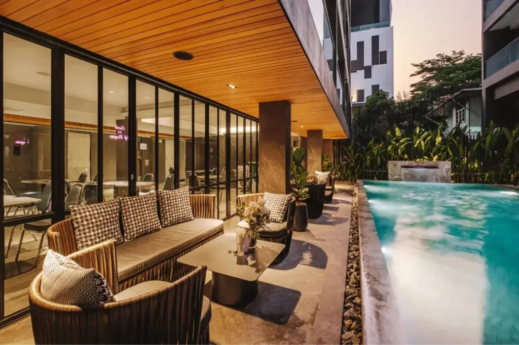 Cascade Hotel Bangkok