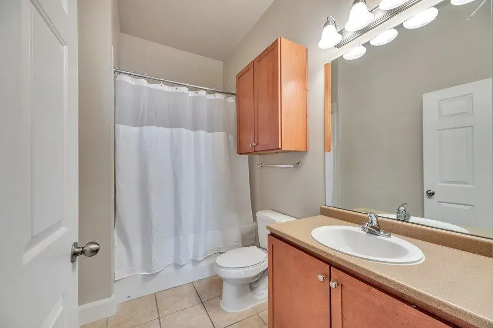 City View & Poolview Apartment With Full Kitchen 2 Bedroom Apts by Redawning
