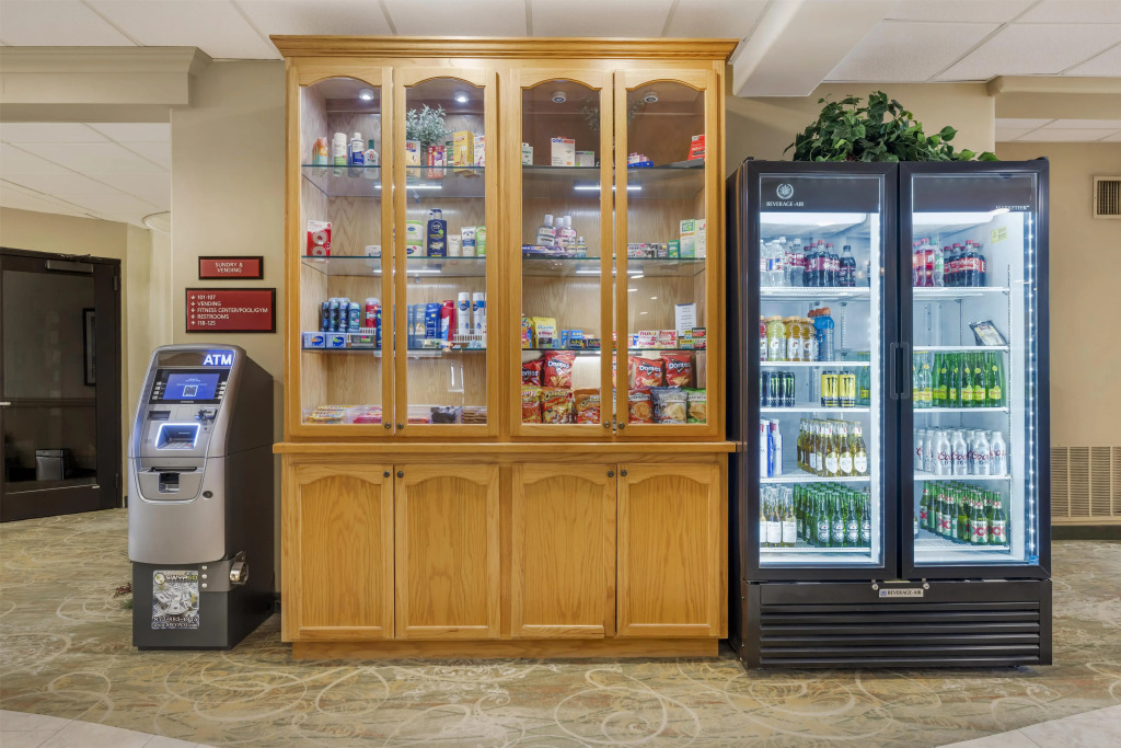 Best Western Plus Swiss Chalet Hotel & Suites