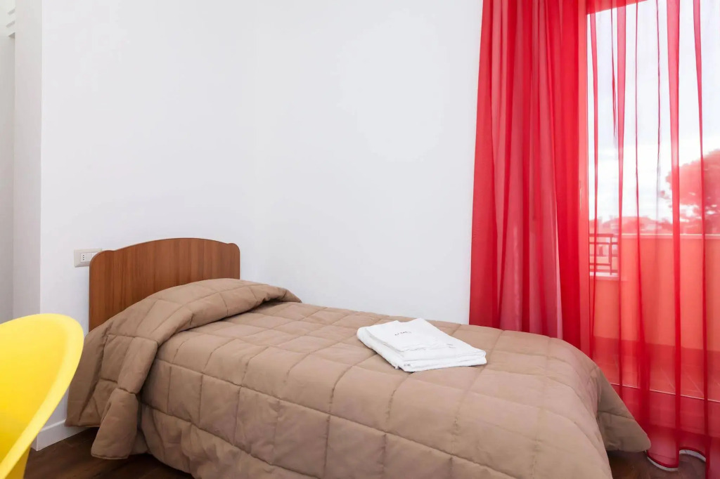 Almes Apartments