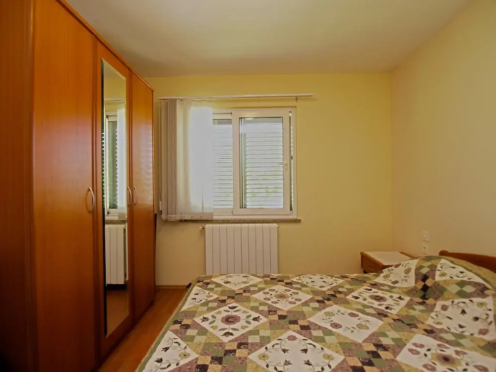 Apartment 1094