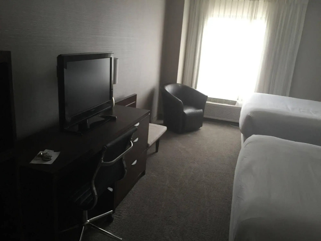 Harborside Hotel