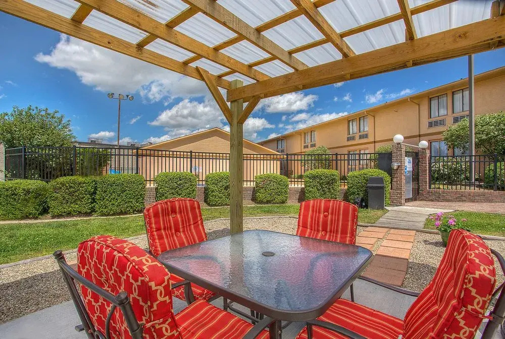 Clarion Pointe Jasper