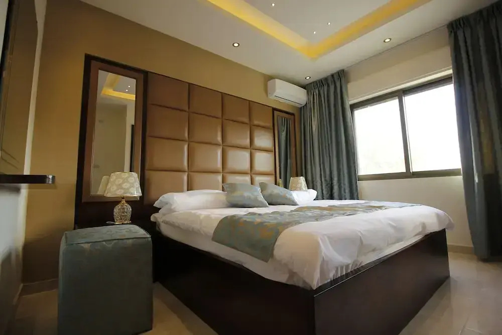Aqarco Shmaisani Apartment