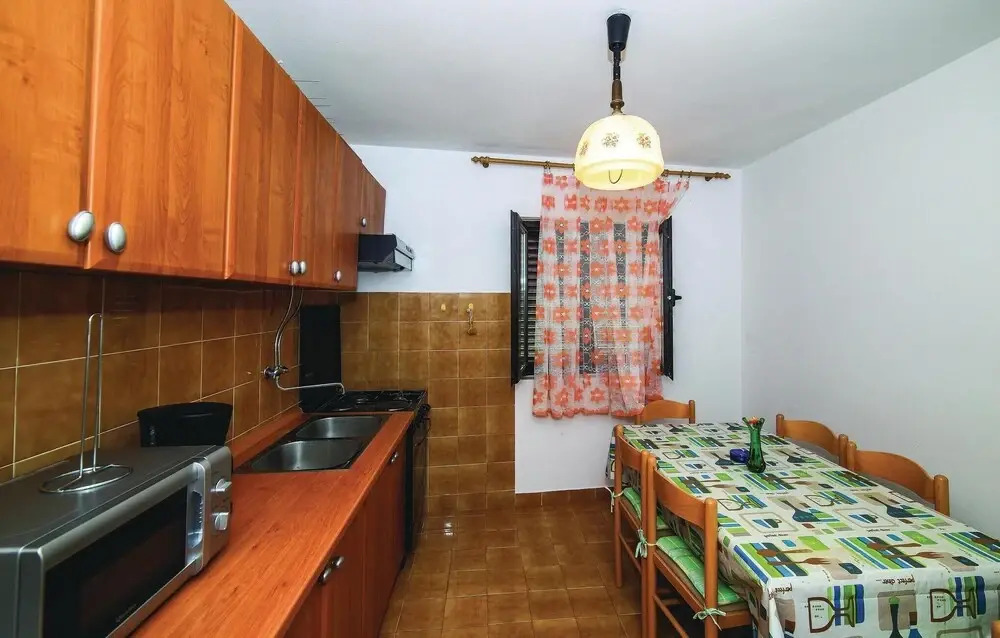 Beautiful Home in Marina With Wifi and 3 Bedrooms