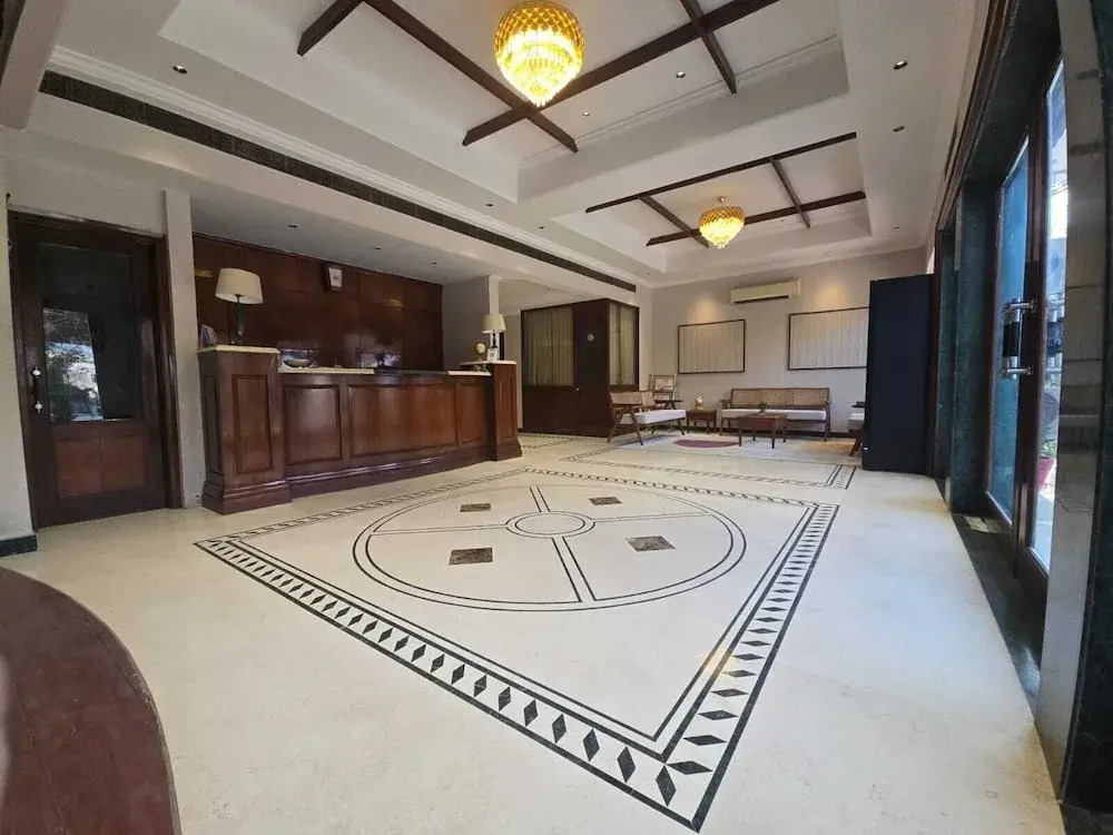 Hotel Supreme Suites Ludhiana