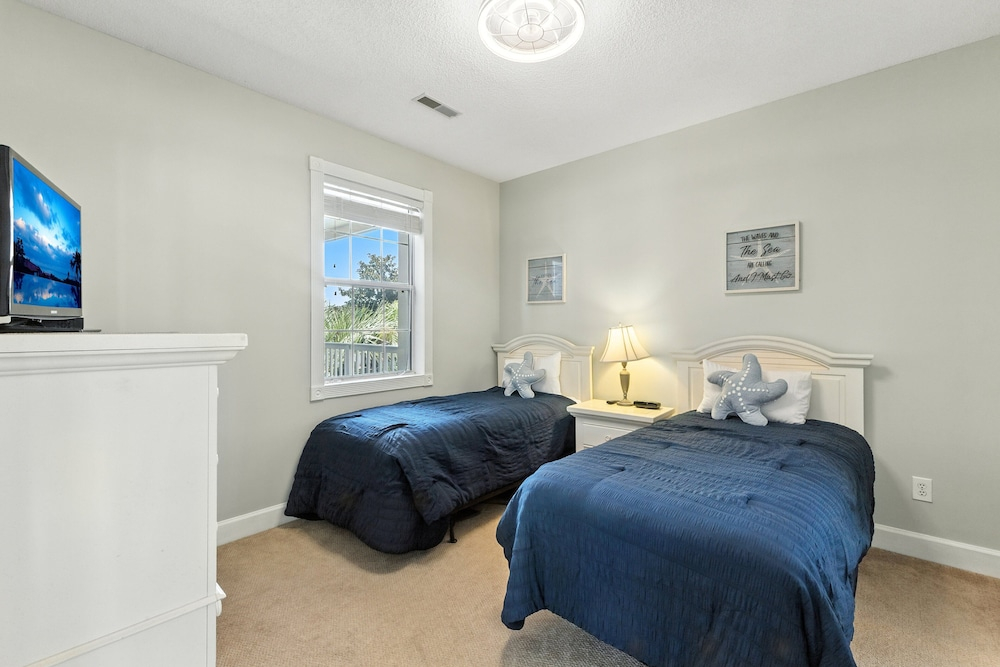 Magnolia Place 4737-204