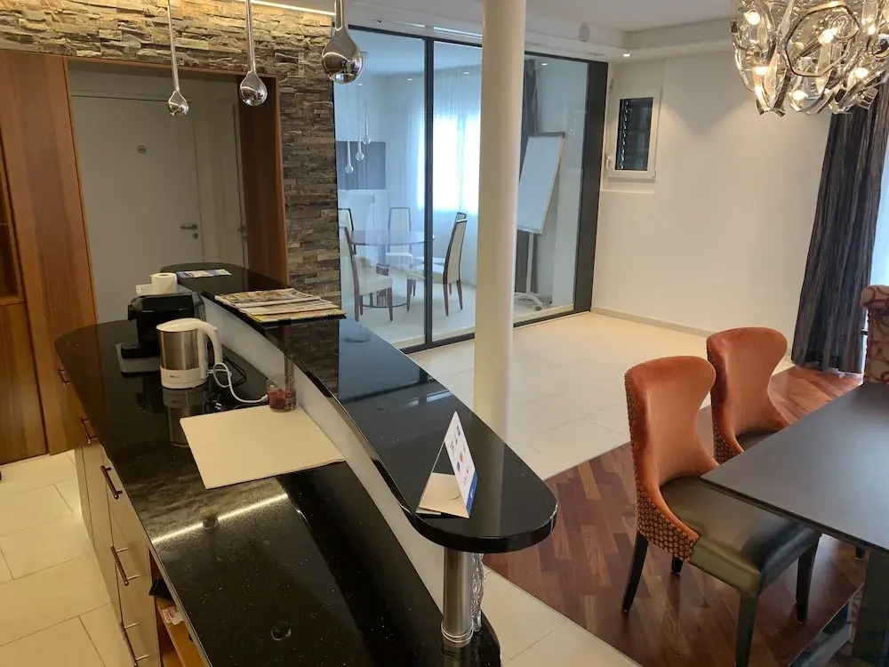 Apartments H56