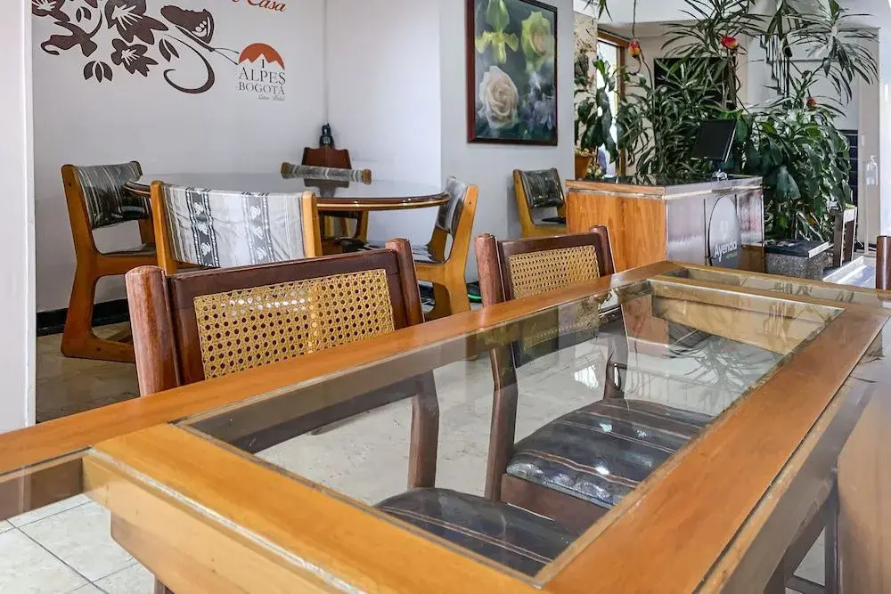 Hotel Bogota Alpes Castellana
