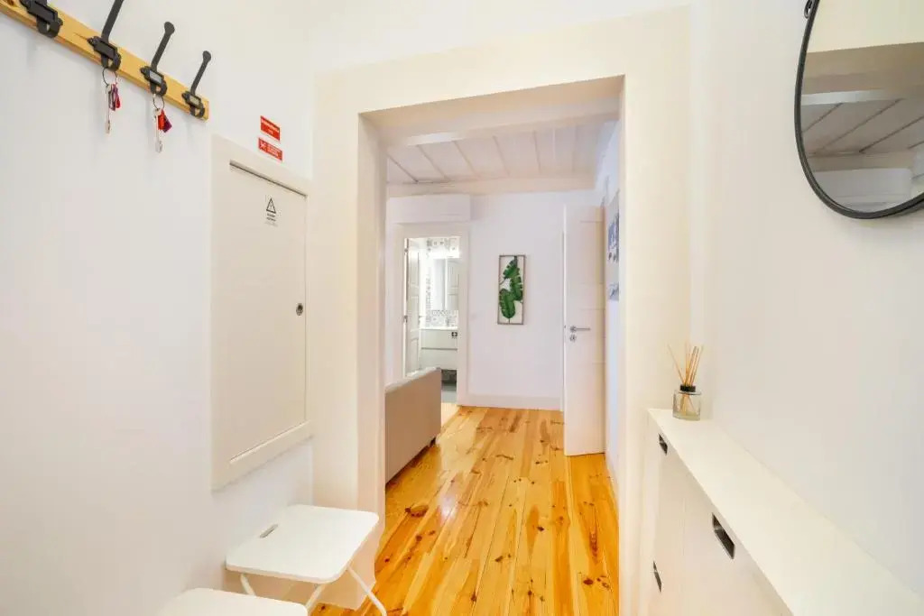 Intendente Modern 1-Bed W/ Lift & Ac In Top Notch Location