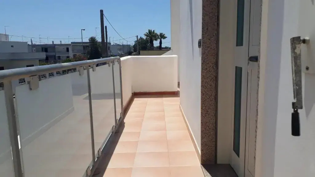 Charming Holiday Home Near The Beach With A Terrace Parking Available, Pets