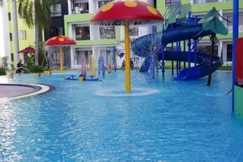 8 GroundFloor PoolSide Waterpark Manhattan Homestay lpoh