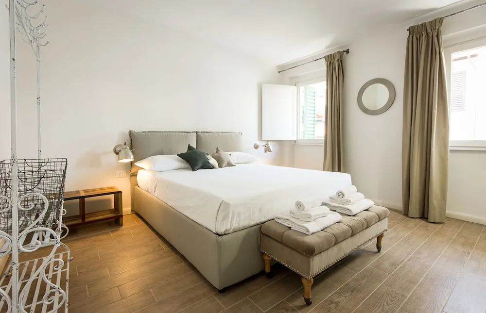 Apartments Florence - San Marco Suite