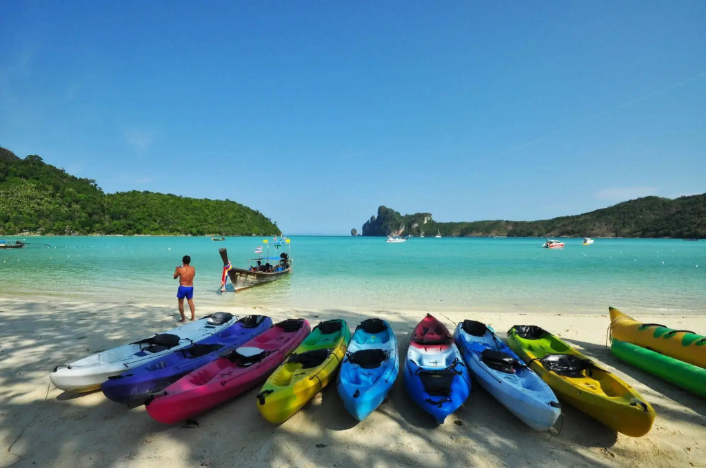 Phi Phi Bucket Hostel