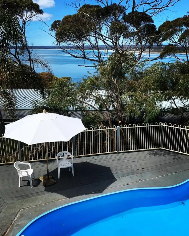 Cooinda Holiday Village House
