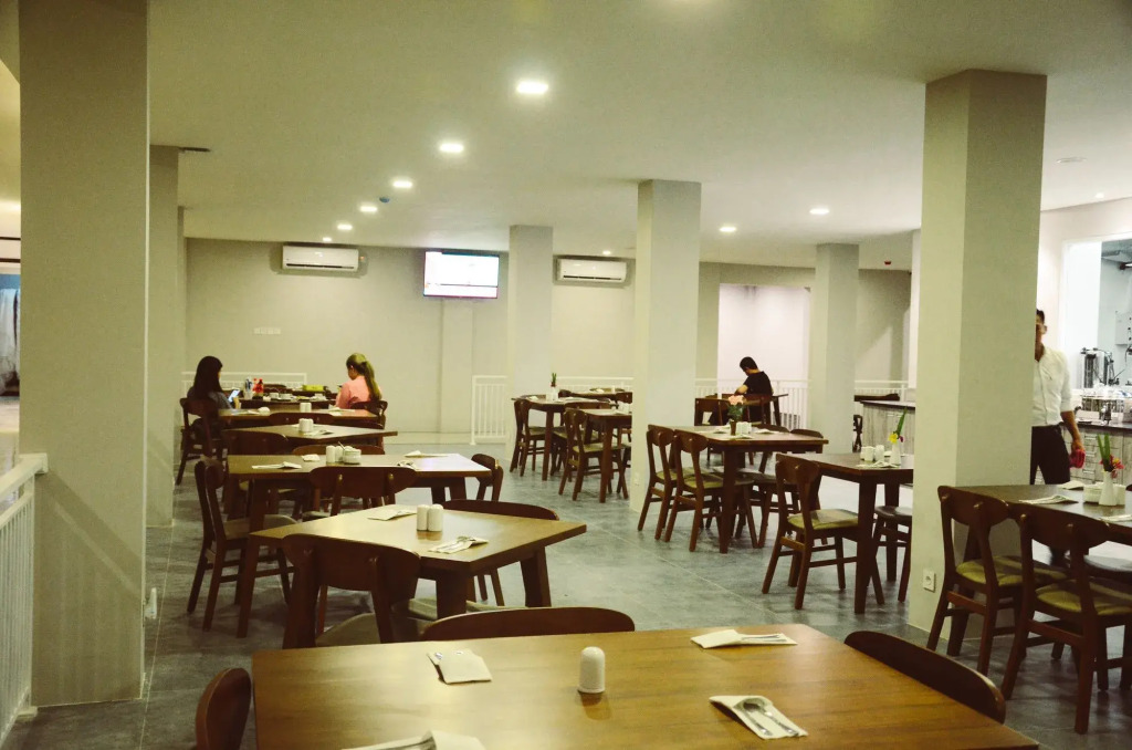 Airish Hotel