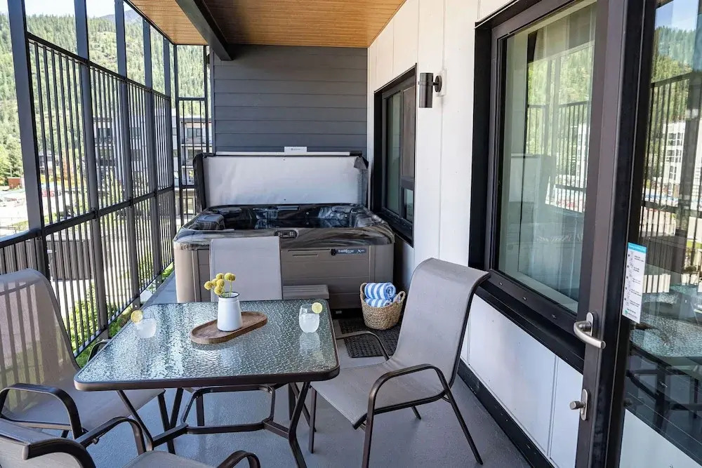 The Monashee House by Revelstoke