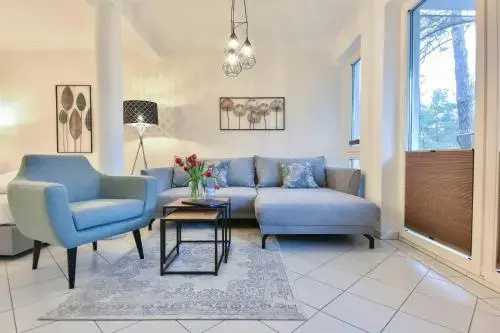 Villa Marfa, App 02
