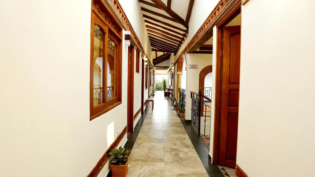 Fontana Plaza Hotel
