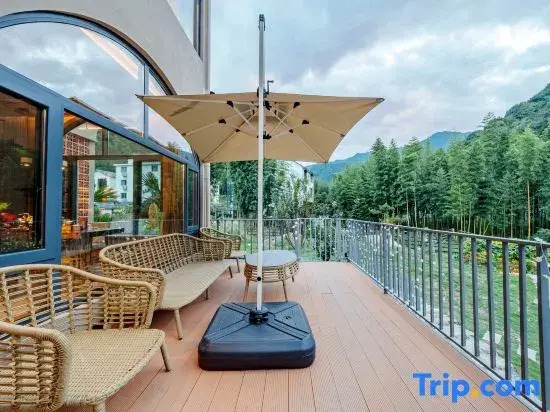Yulin Homestay (Sanqingshan Tourist Highway)