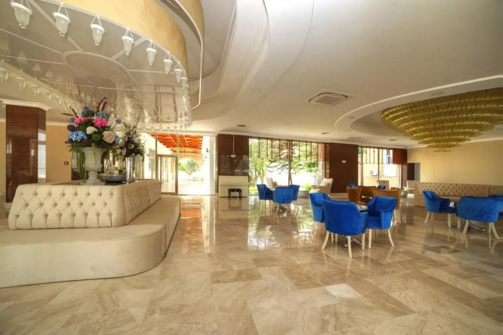 Jasmine Court Hotel
