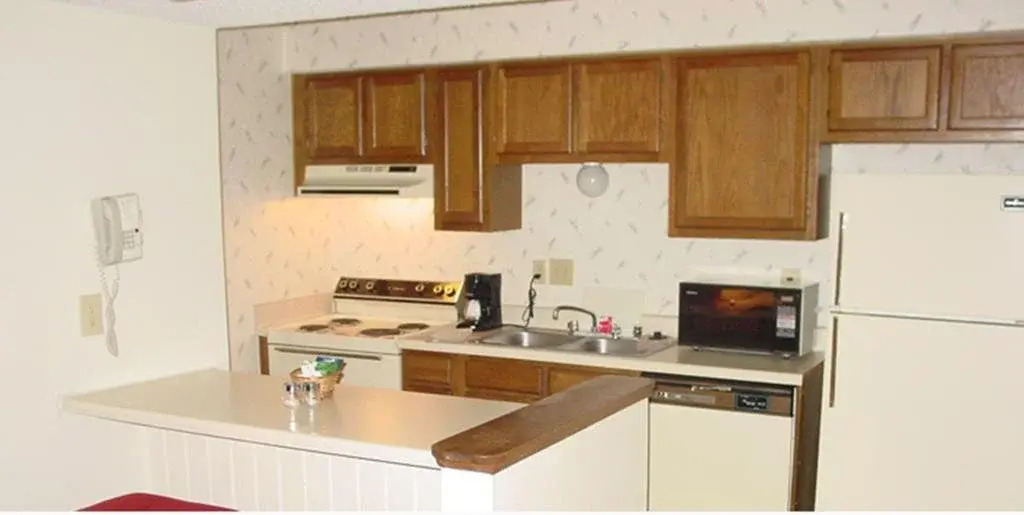 Huntsville Hotel & Suites
