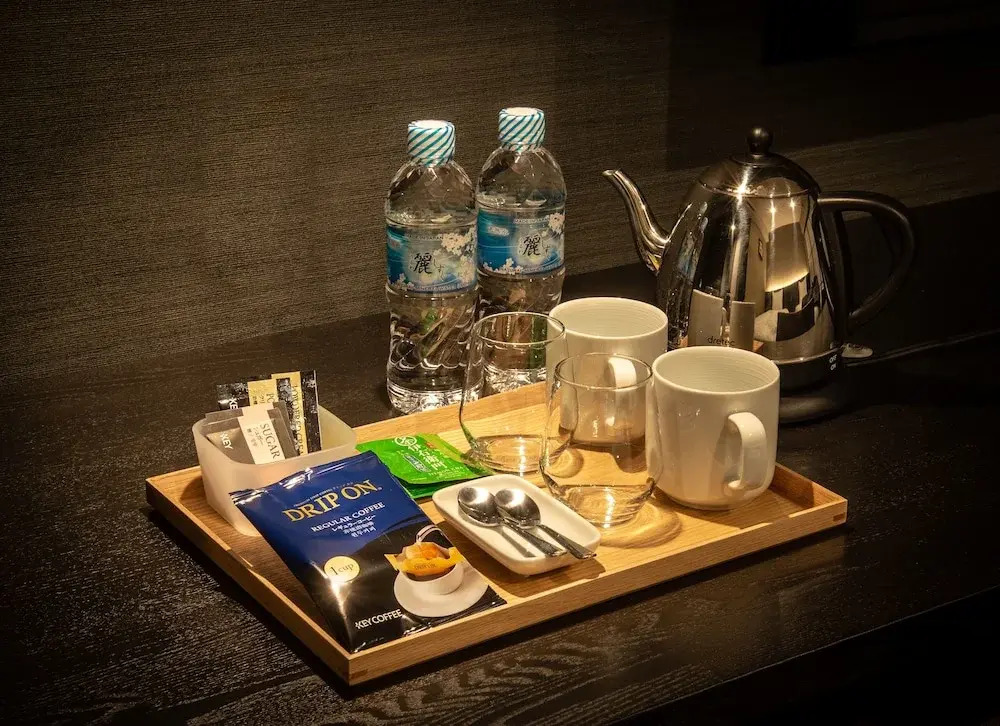 Hotel Ninja Black