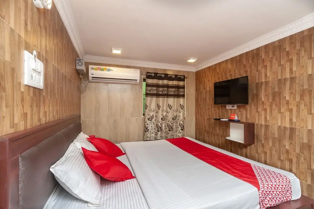OYO 13006 Arumbakkam Inn