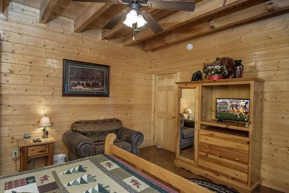Simply The Best by Heritage Cabin Rentals