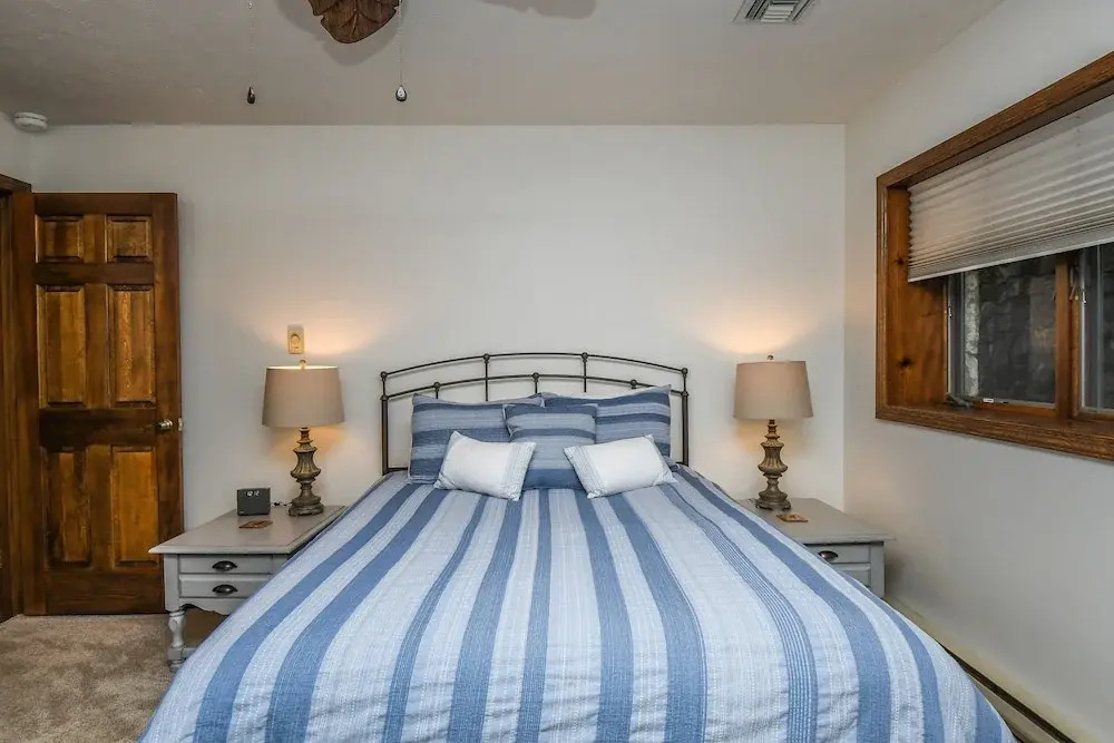 Glendale Shores 2 Bedroom Townhome #20