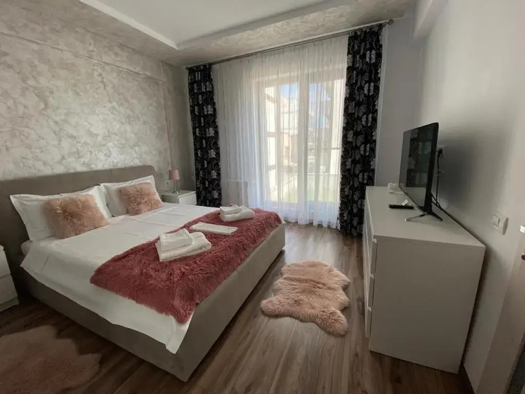 Beach Land Apartments 4