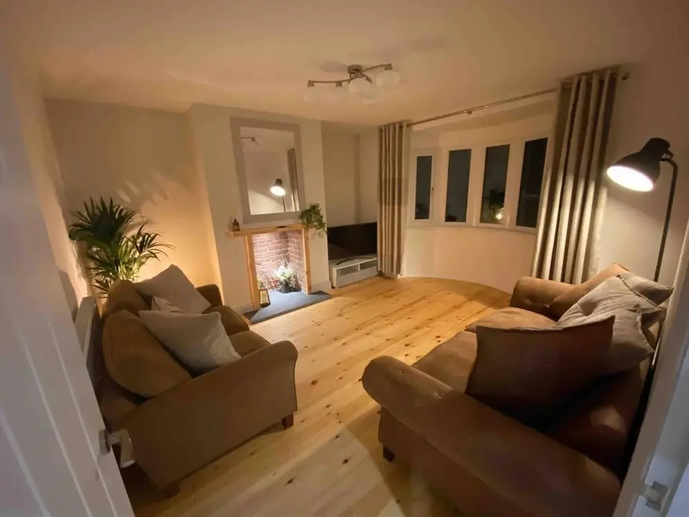 New Modern & Spacious Snowdonia Home - Sleeps 7