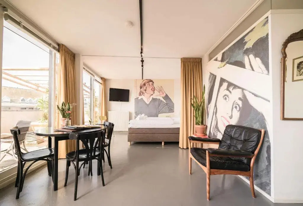 Pink Flamingo Boutique Hostel