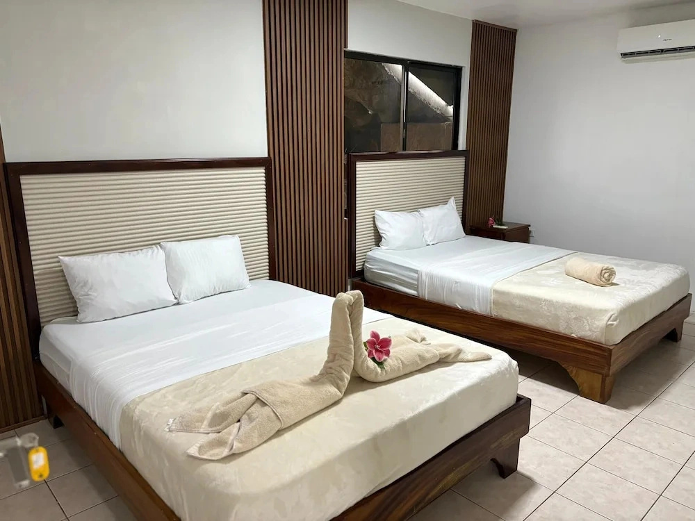 Arenal Poshpacker Boutique Urban Tropical Hotel