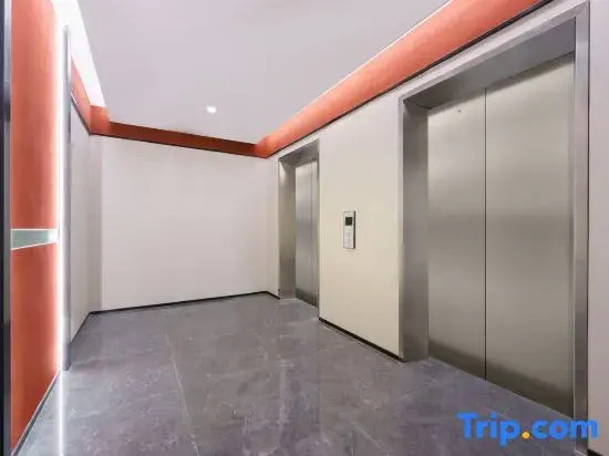 Urumqi Baiyun Tianchen Hotel