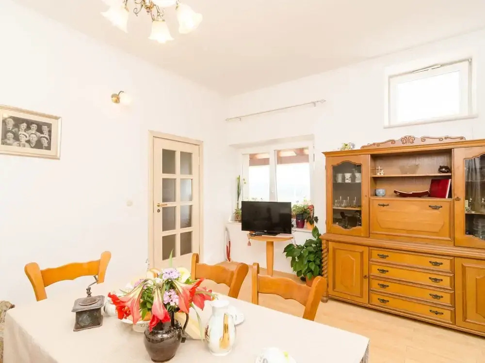 Authentic Villa With Private Pool,hot Tub,covered Terraces,panoramic View, Wi-fi