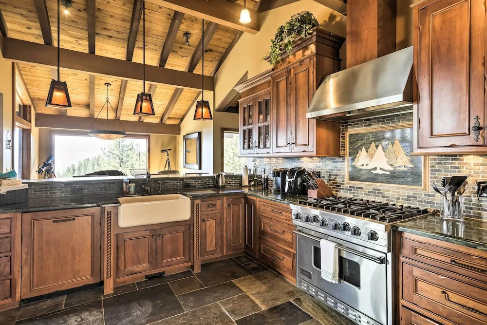 Incline Village Home w/ Hot Tub + Lake Views!