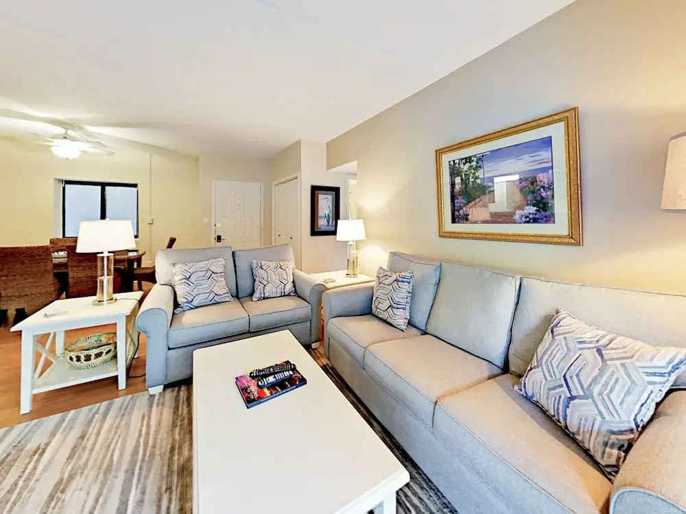 Forest Beach Unit 105 - 2 Br Condo