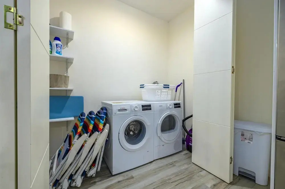 Palm Beach Aruba 3BR 2BA Close to Beach
