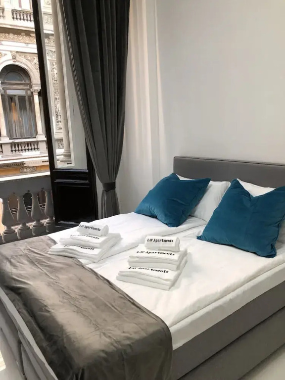 Lav Apartments