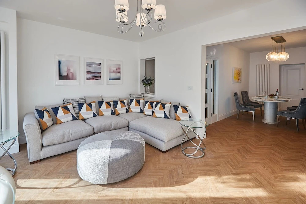 Host Stay Oxford House