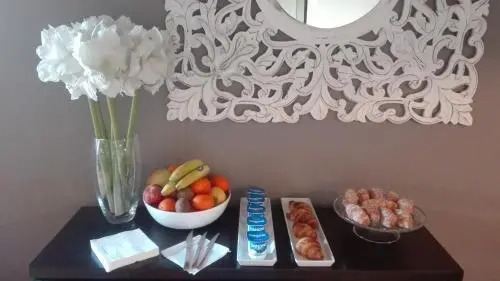 BacHome Gallery B&B