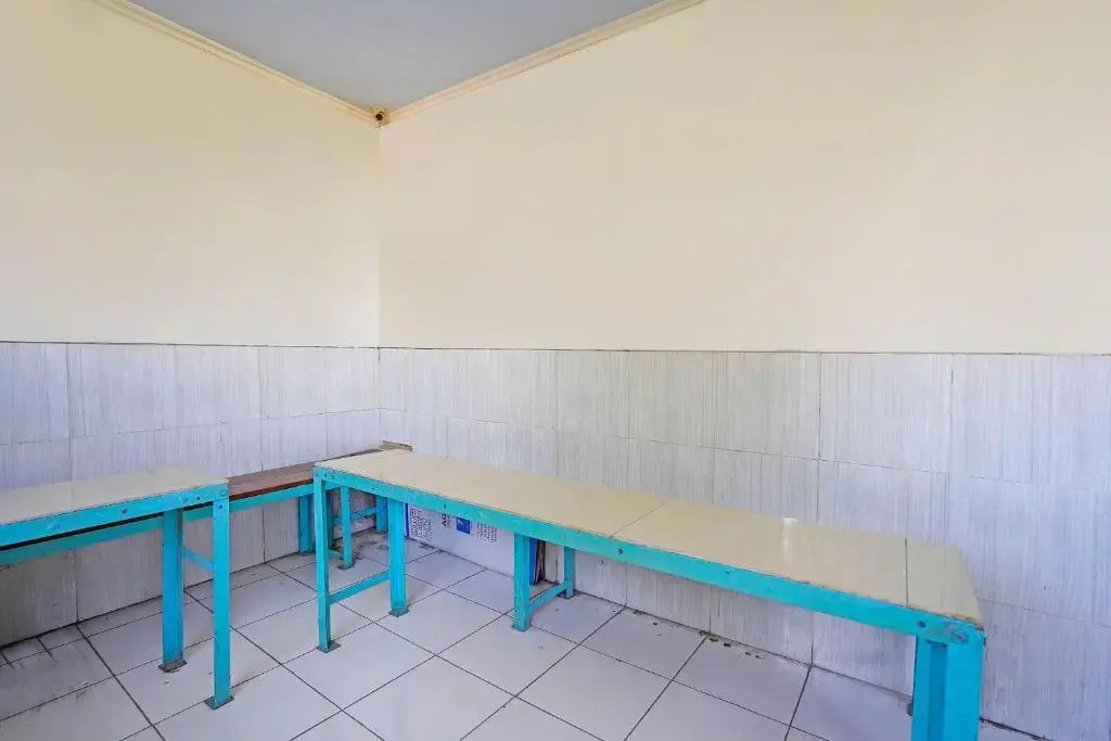 OYO Life 91670 Mannsur Homestay Syariah